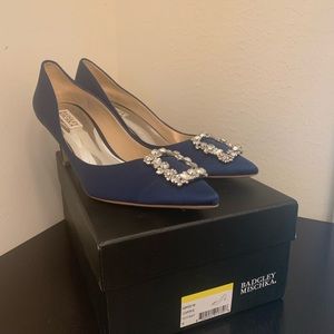 Badgley Mischka, Carrie